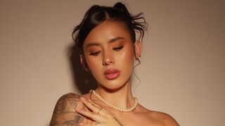 Free Nude JennCasas