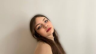 Free Nude JennellReckart