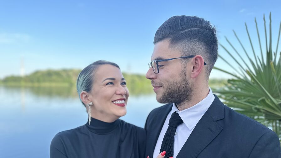 JenniferandTayla Nude