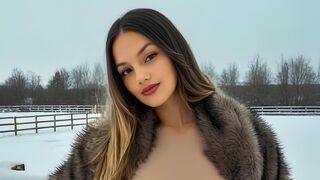 Free Nude JessieEvan