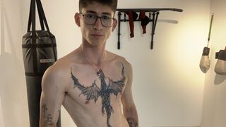 Free Nude JhonLeving