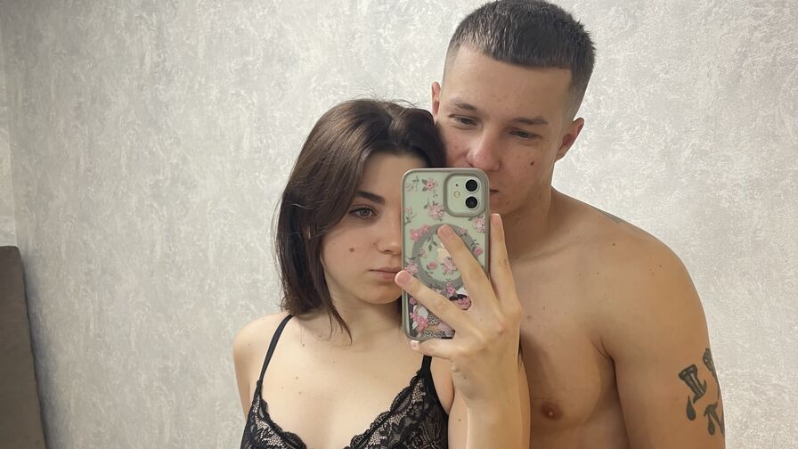 JonBrownTatiSmit Nude