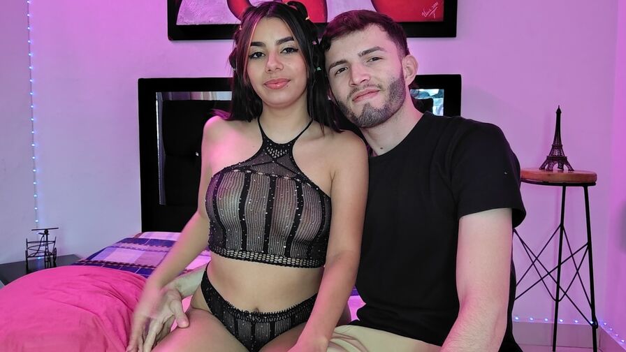 JosseAndSara Nude