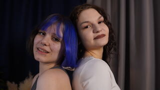 Free Nude JudithAndMamie