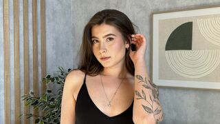 Free Nude JudyMoor