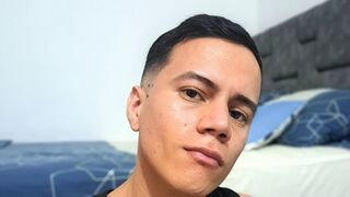 Free Nude JulianAranda