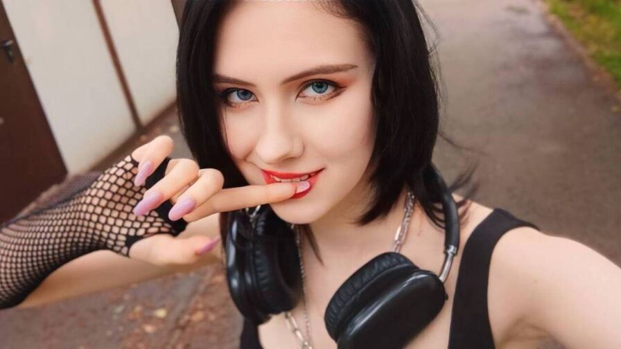 JulianaCrofoot Nude