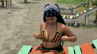 Free Nude JulietaBeckh