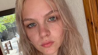 Free Nude JuneLane