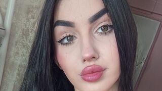 Free Nude KamilaBell