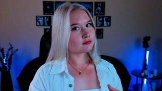 Free Nude KellyGrifith