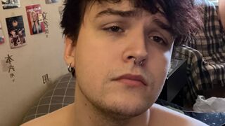 Free Nude KevinKarter
