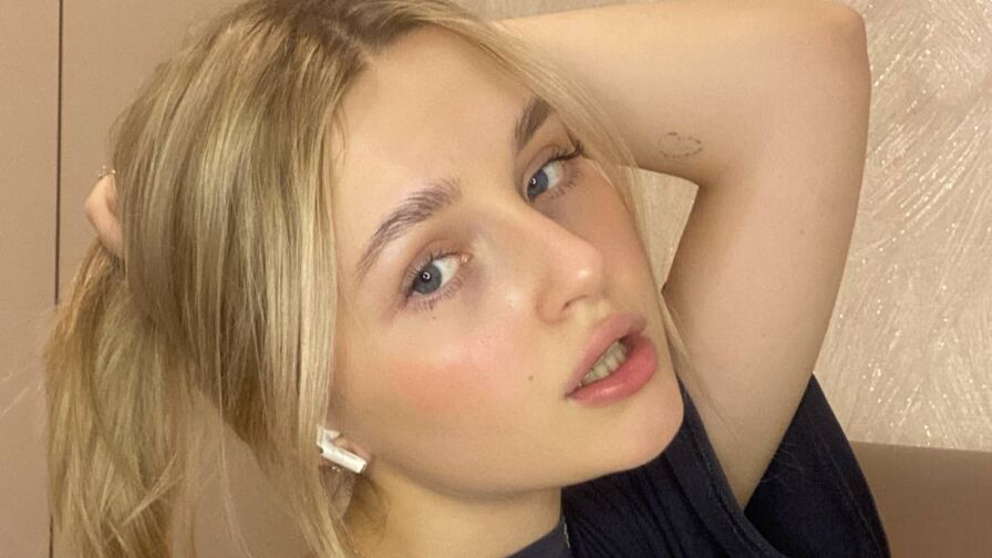 KimbraHardinger Nude