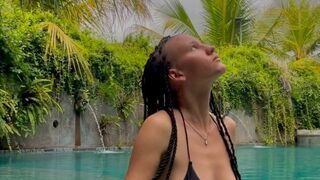 Free Nude KimiHarris