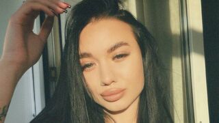 Free Nude KimikoBardach