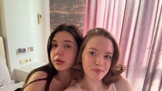 Free Nude KiraAndMary