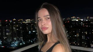 Free Nude KristiNova