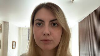 Free Nude KrystaBenya