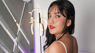 Free Nude KylieWes