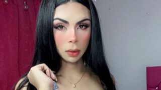 Free Nude KyllieSmith