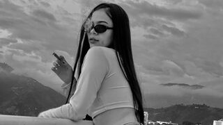 Free Nude LaraaTaylorr
