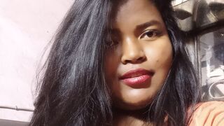 Free Nude LareineEstrella