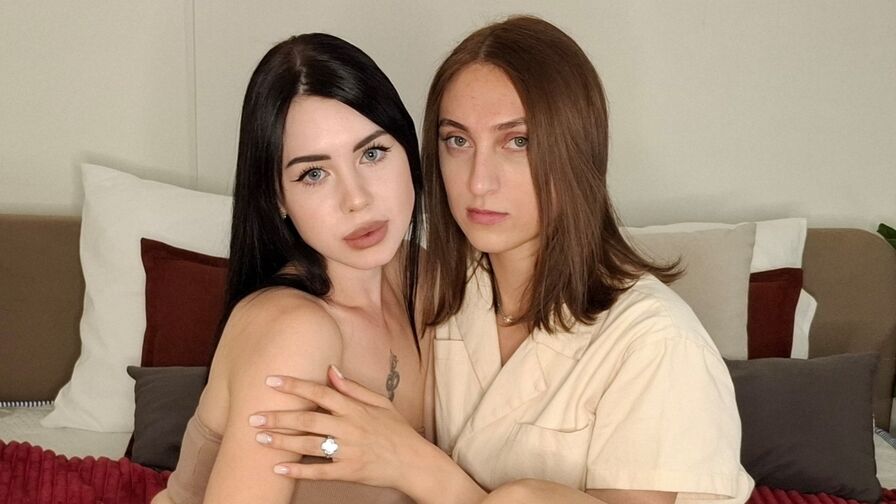 LauriAndEthal Nude