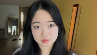 Free Nude LeeHuilin