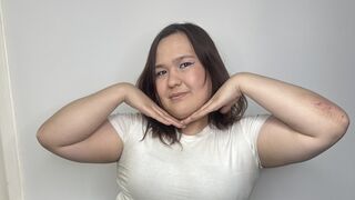 Free Nude LeilaGledhill