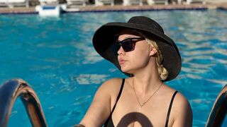 Free Nude LeisiMiller