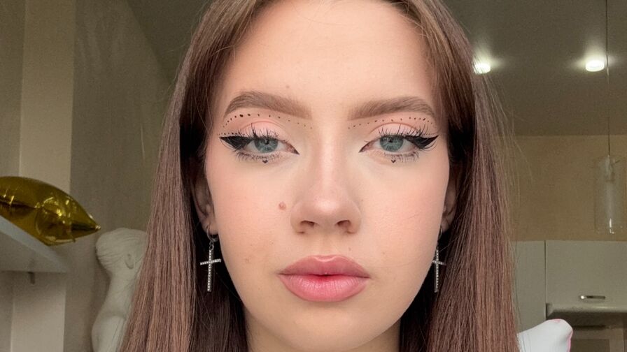LeoRemaly Nude
