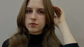 Free Nude LeomaAzimi