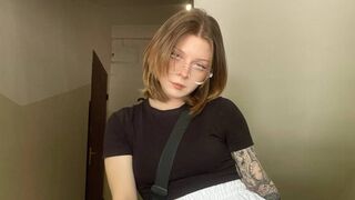 Free Nude LeonieLafferty