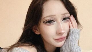 Free Nude LeonilaHamel