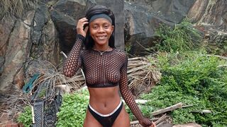 Free Nude LillyAriana