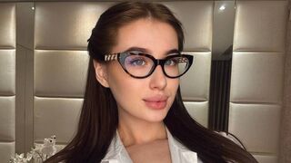 Free Nude LilyColiins