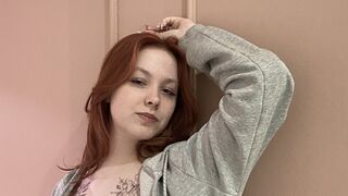 Free Nude LindaBenne