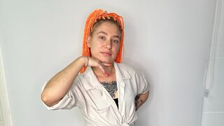 Free Nude LinnDejarnette