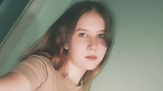 Free Nude LisaRoze
