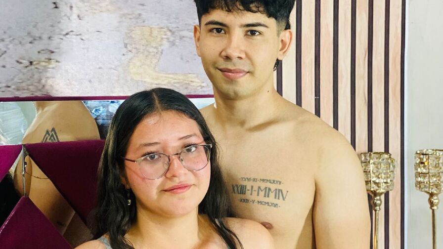 LizAndTomas Nude