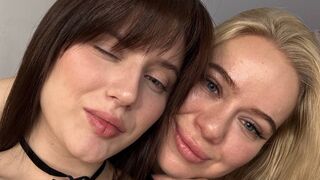 Free Nude LollyMollyww