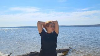 Free Nude LoraBerson