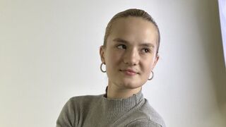 Free Nude LorrianePytko