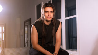 Free Nude LucaHoffman