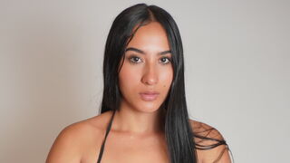 Free Nude LucianaCartier