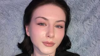 Free Nude LucilaRawe