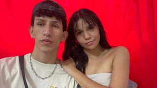 Free Nude LuisaAndKevin