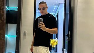 Free Nude LyleTrevor