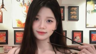 Free Nude LynnJanice