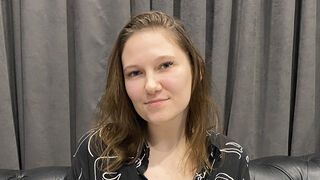 Free Nude MadelinAlford